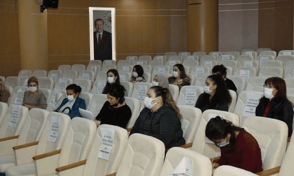 Tekkeköy Belediyesi’nde kadın personele seminer verildi