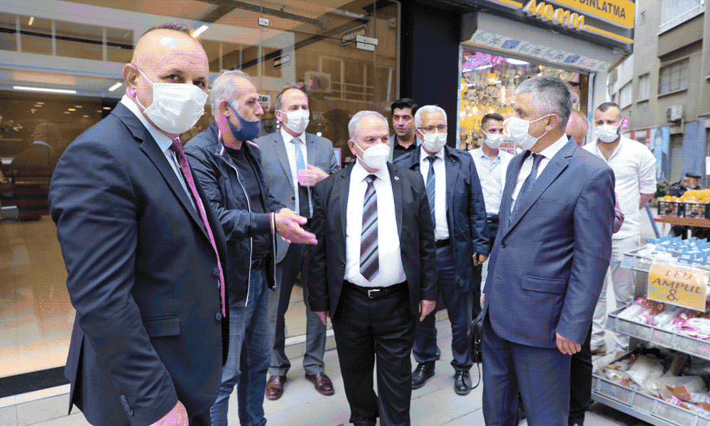 Başkan Demirtaş, yaşanan sel taşkını sonrası etkilenen esnafı ziyaret etti