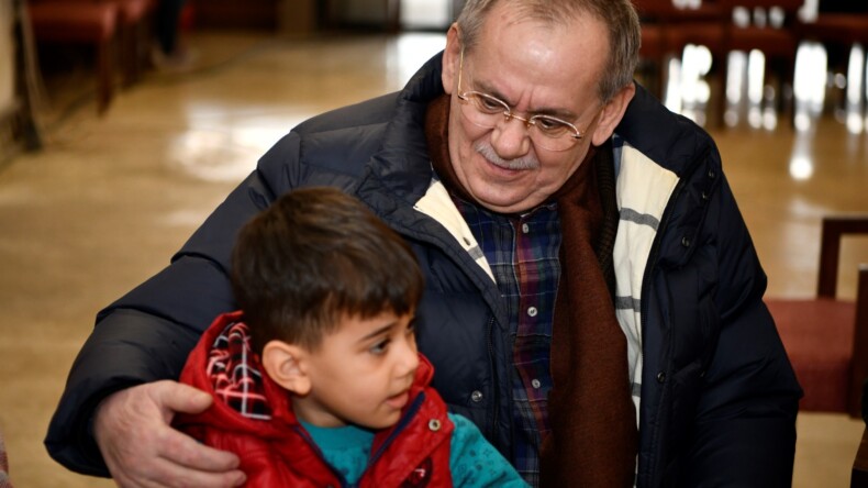 Samsun Büyükşehir Belediyesi afet bölgesinde “Çocuk Oyun Evi” kurdu