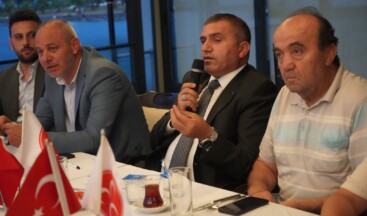 MHP İl Başkanı Burhan Mucur, meclis üyeleriyle bir araya geldi